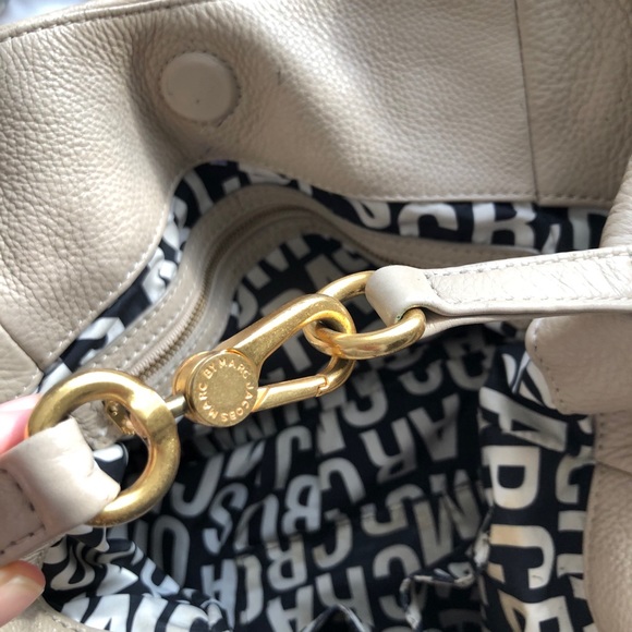 Marc Jacobs Leather Crossbody Bag - Picture 7 of 12